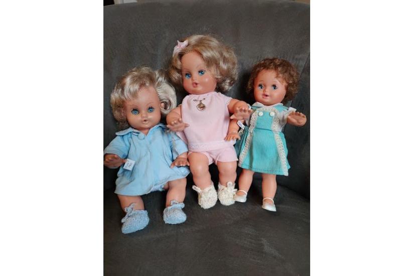 3 poupées Bella